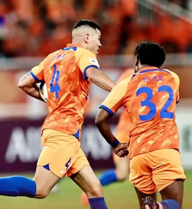 赛前奥兰多魔术调整名单以备亚冠，造点机会环节打磨，管理层满意，资深球员宣示担当(奥兰多·乌尔里奇)