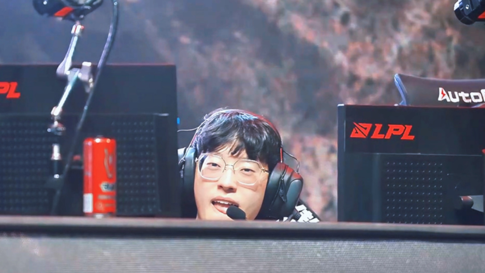 Scout在德国队比赛中赛况扑朔迷离,爆冷引发热议!的简单介绍 Scout在德国队比赛中赛况扑朔迷离,爆冷引发热议!的简单介绍