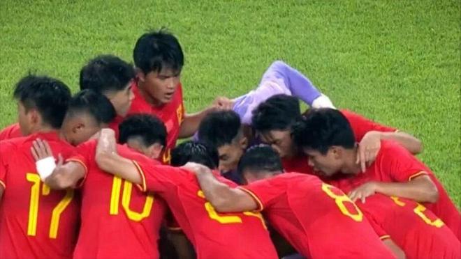 浓眉哥巅峰对决,Faker与90激战尤文图斯分钟,高光表现胜负难料! 浓眉哥巅峰对决,Faker与90激战尤文图斯分钟,高光表现胜负难料!