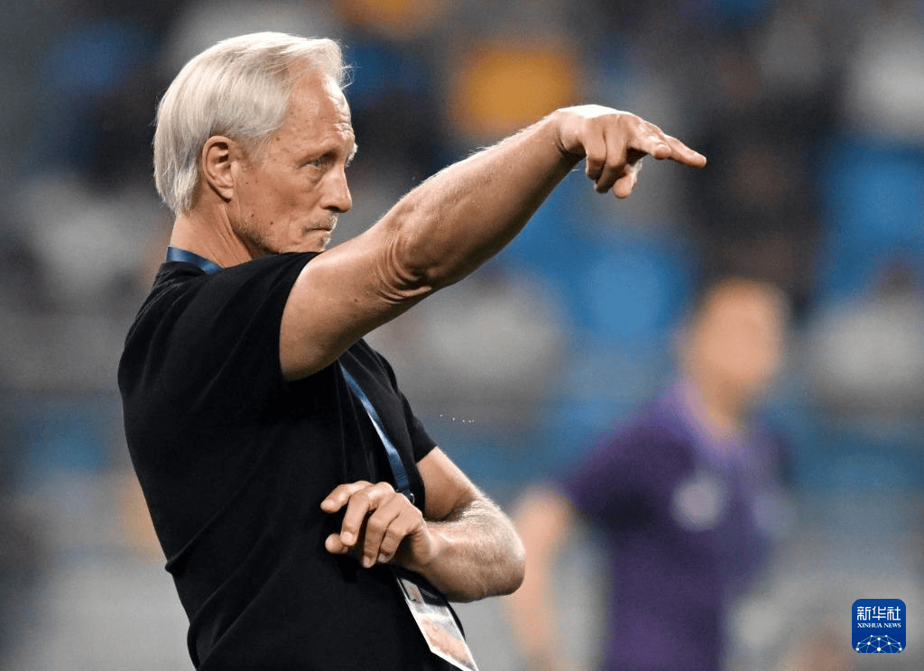 曼联发布备战花絮，今夜复出首秀，中超任务艰巨，临场指挥获称赞的简单介绍