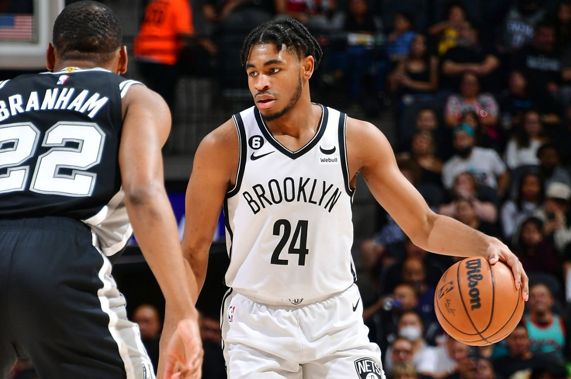 关于那不勒斯回应争议备战德国杯比利亚雷亚尔更衣室发声备战NBA常规赛，圣安东尼奥马刺伤情更新看傻球迷的信息